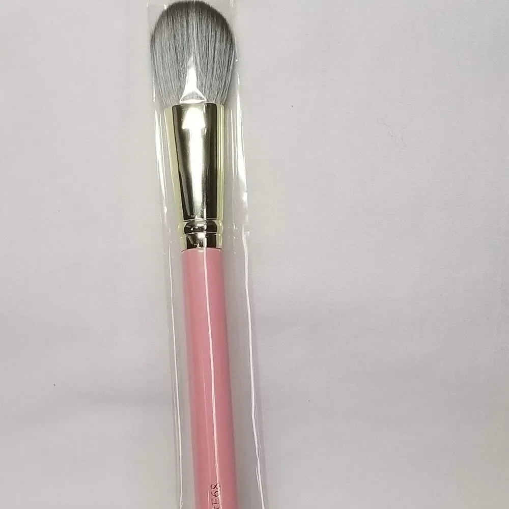 P.Louise - F68 Brush